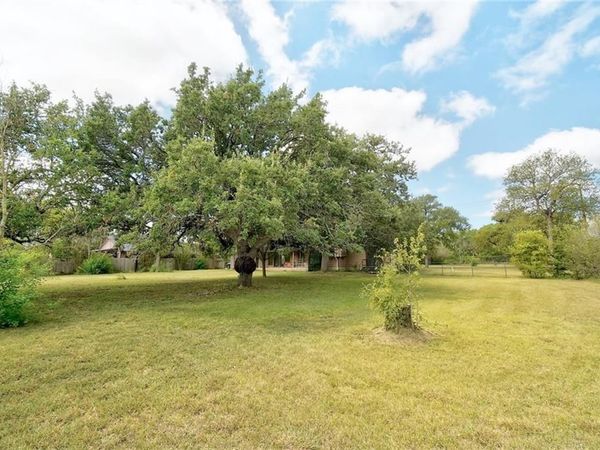 3774 N Bagdad RD , Leander, TX 78641
