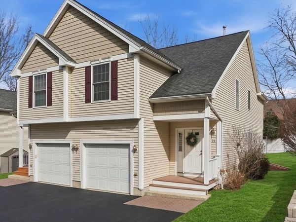 24 Farrwood Pl, Unit 24, Haverhill, MA 01835