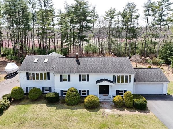 7 Randall Rd, Rochester, MA 02770