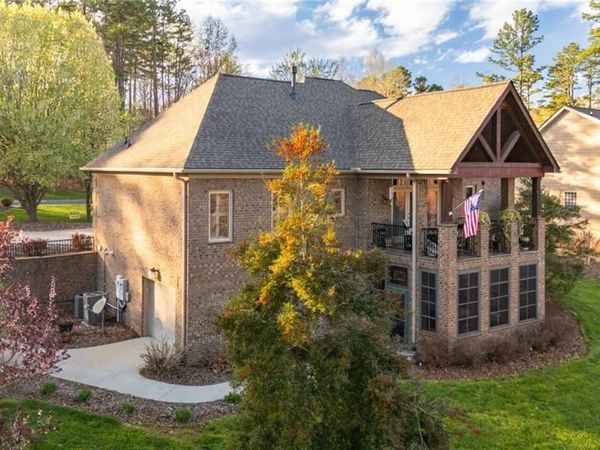 2626 Fox Ridge Road, Asheboro, NC 27205