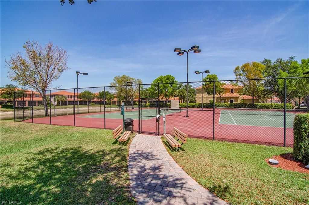 15186 Summit Place Cir, Naples, FL 34119 Photo