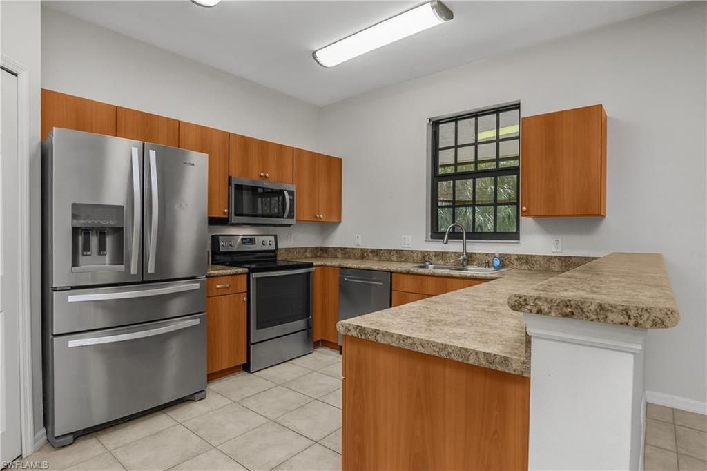 15186 Summit Place Cir, Naples, FL 34119 Photo