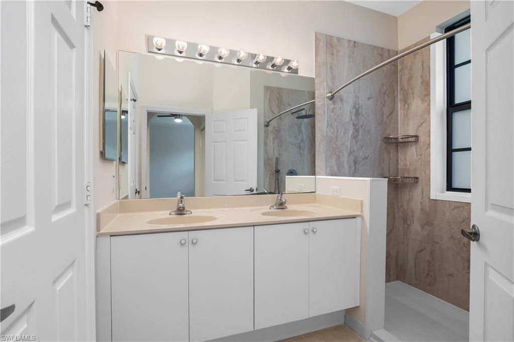 15186 Summit Place Cir, Naples, FL 34119 Photo