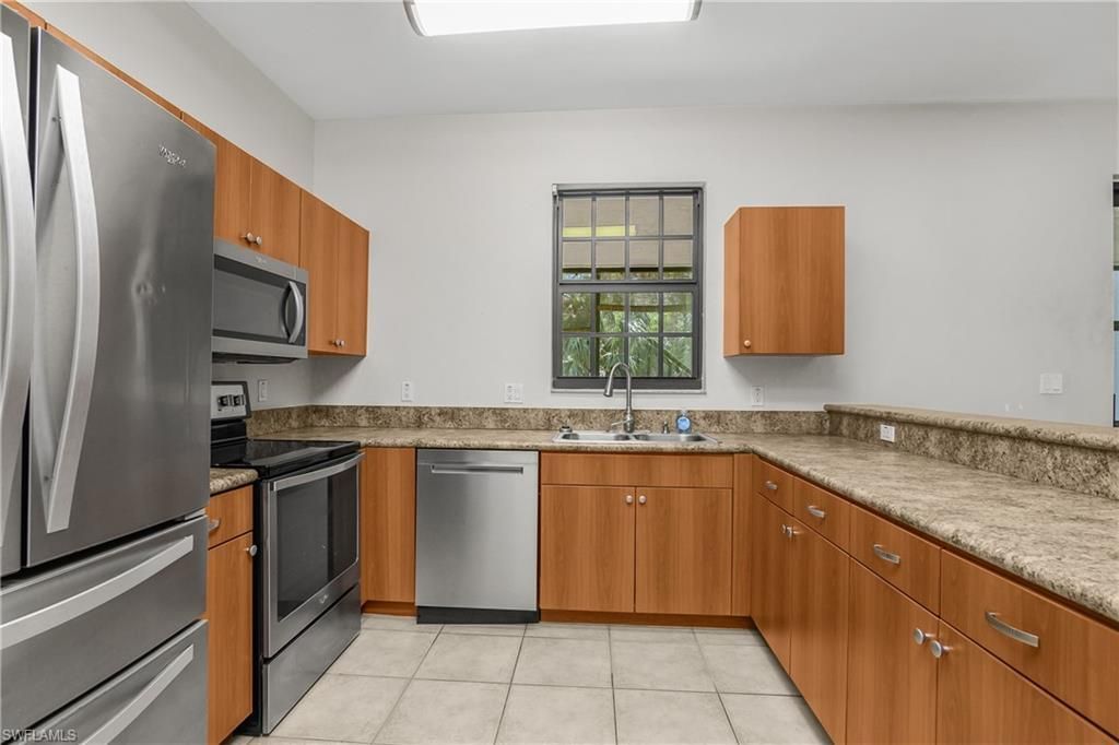 15186 Summit Place Cir, Naples, FL 34119 Photo