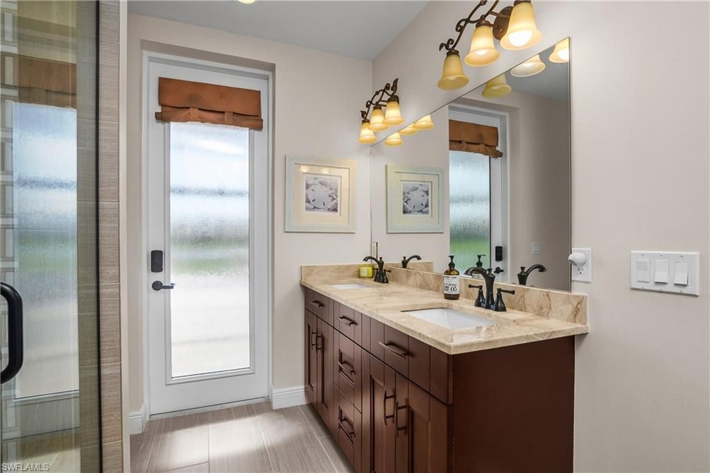 17210 Serengeti Cir, Alva, FL 33920 Photo