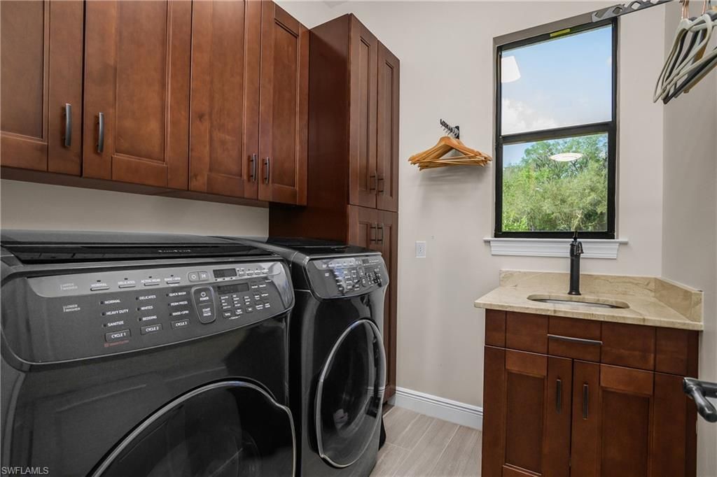 17210 Serengeti Cir, Alva, FL 33920 Photo