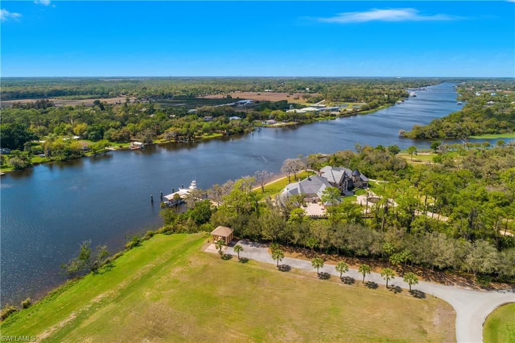 17210 Serengeti Cir, Alva, FL 33920 Photo