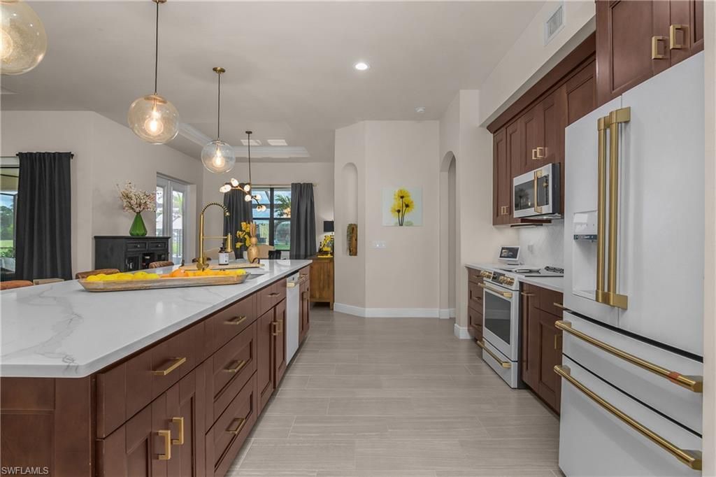 17210 Serengeti Cir, Alva, FL 33920 Photo