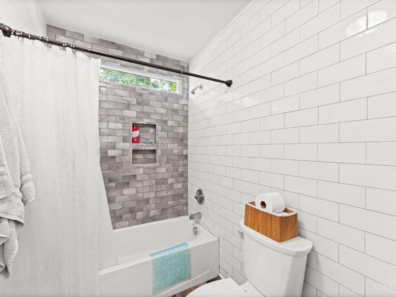 6250 Avebury Court, Hamilton Twp, OH 45152 Photo 37