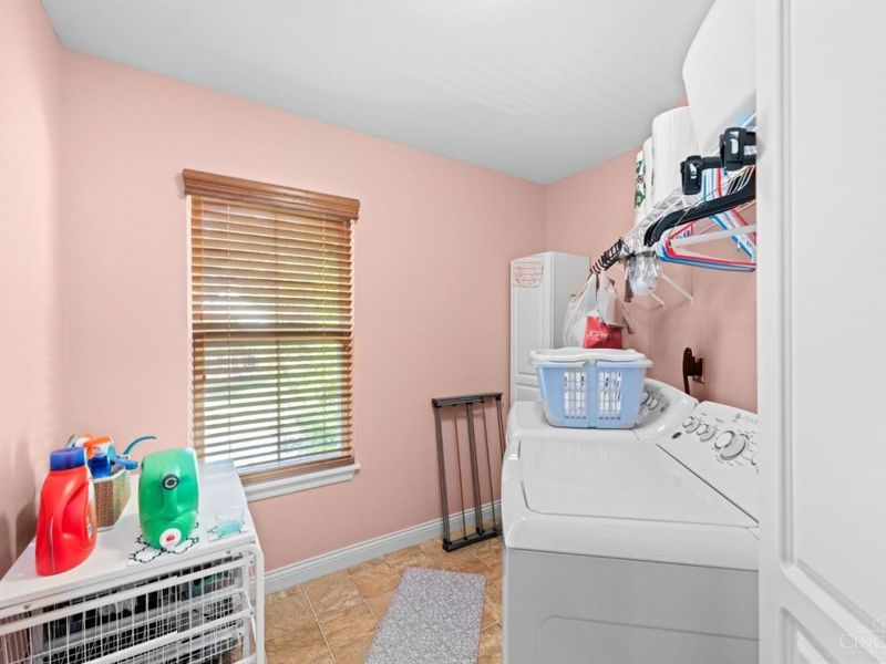 6250 Avebury Court, Hamilton Twp, OH 45152 Photo 40