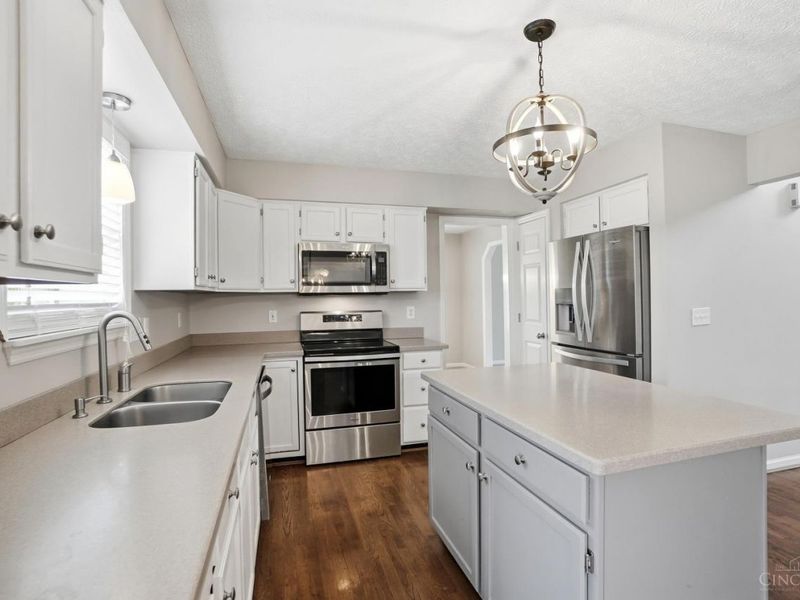 1281 Piedmont Drive, Milford, OH 45150 Photo 11