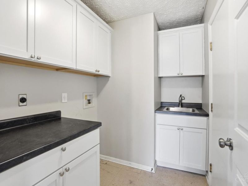 1281 Piedmont Drive, Milford, OH 45150 Photo 18