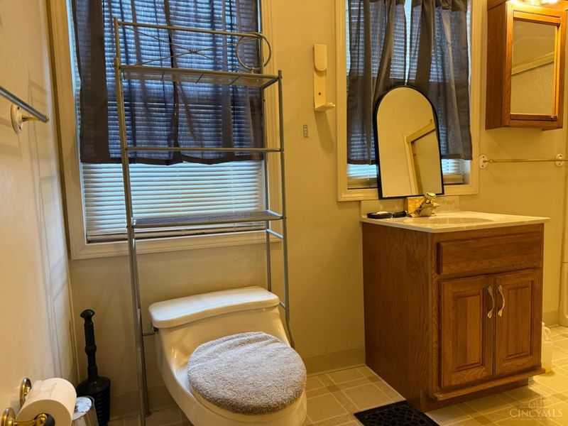 5709 Adelphi Street, Cincinnati, OH 45227 Photo 12