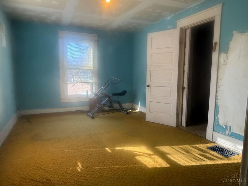 5709 Adelphi Street, Cincinnati, OH 45227 Photo 13