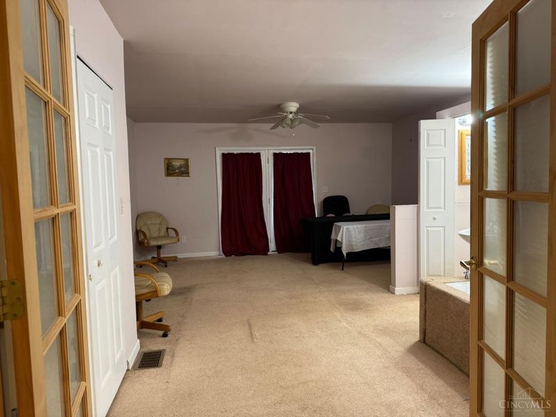 5709 Adelphi Street, Cincinnati, OH 45227 Photo 9