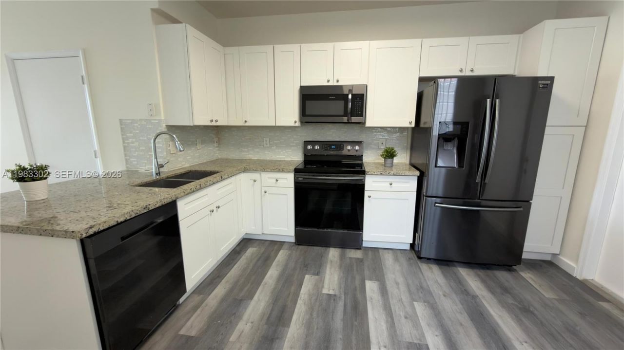 3786 San Simeon Cir , Unit 3786, Weston, FL 33331 Photo