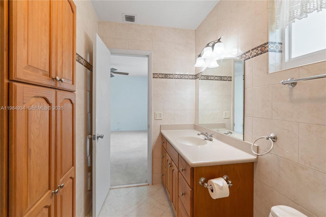 19900 SW 87th Ct, Cutler Bay, FL 33157 Photo