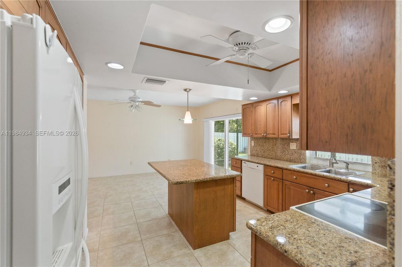 19900 SW 87th Ct, Cutler Bay, FL 33157 Photo