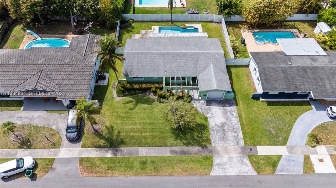 19900 SW 87th Ct, Cutler Bay, FL 33157 Photo