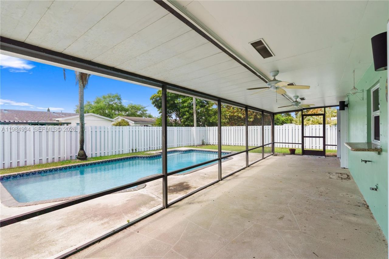 19900 SW 87th Ct, Cutler Bay, FL 33157 Photo