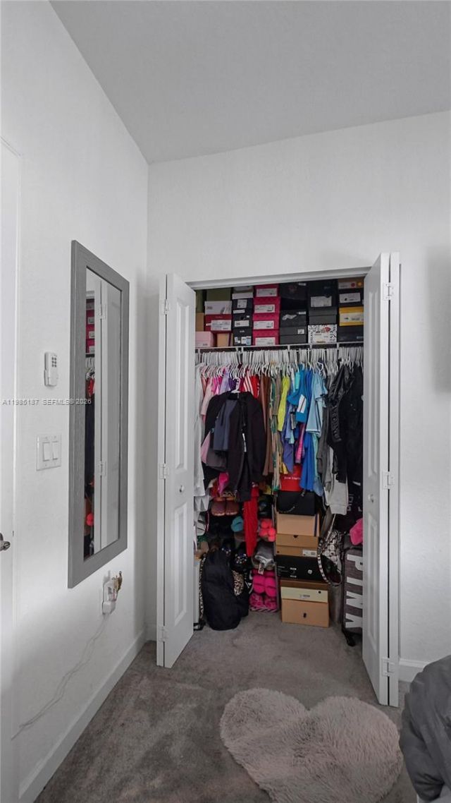 325 NE 208th Ter , Miami, FL 33179 Photo