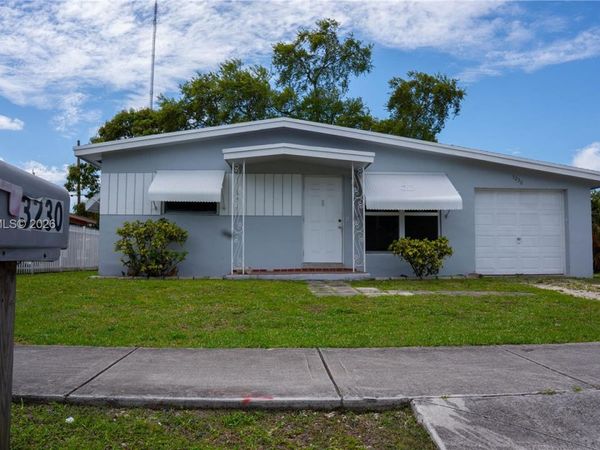 3230 SW 47th Ave , West Park, FL 33023
