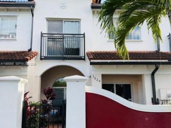 3624 NW 29th Pl , Lauderdale Lakes, FL 33311