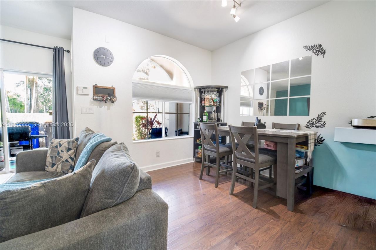 3624 NW 29th Pl, Lauderdale Lakes, FL 33311 Photo