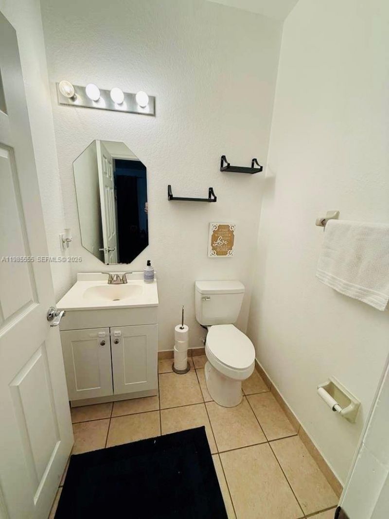 3624 NW 29th Pl, Lauderdale Lakes, FL 33311 Photo