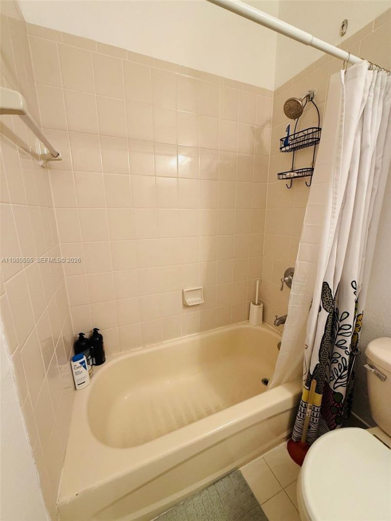 3624 NW 29th Pl , Lauderdale Lakes, FL 33311 Photo