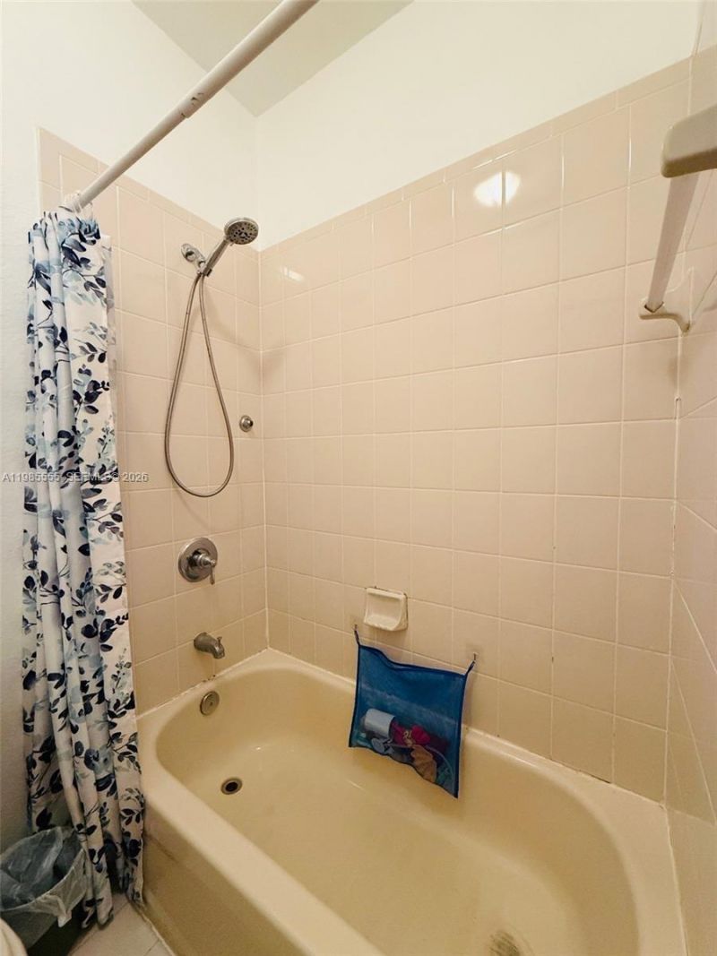 3624 NW 29th Pl, Lauderdale Lakes, FL 33311 Photo