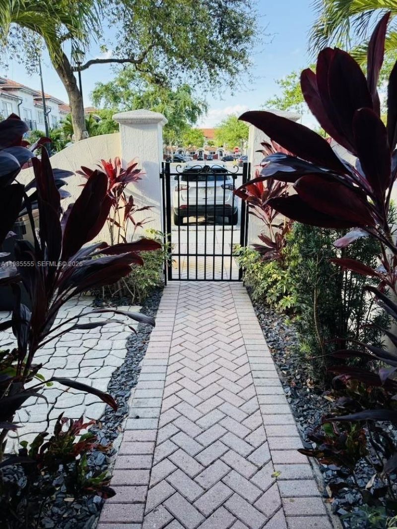 3624 NW 29th Pl , Lauderdale Lakes, FL 33311 Photo