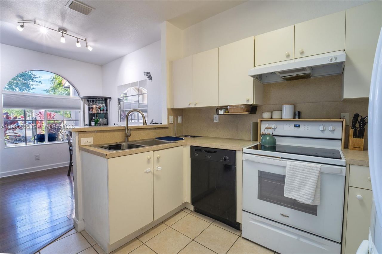 3624 NW 29th Pl, Lauderdale Lakes, FL 33311 Photo