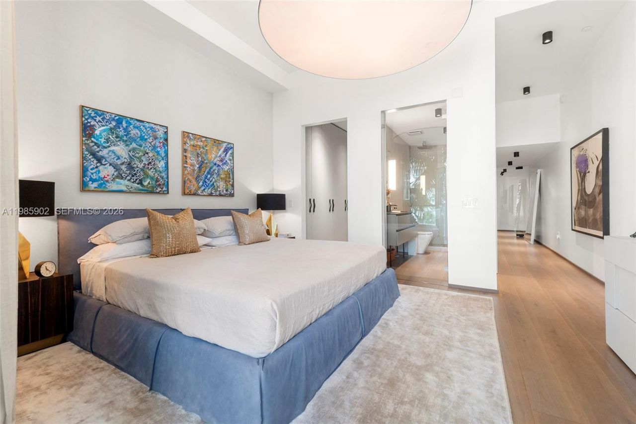 601 NE 27 , Unit TH104, Miami, FL 33137 Photo