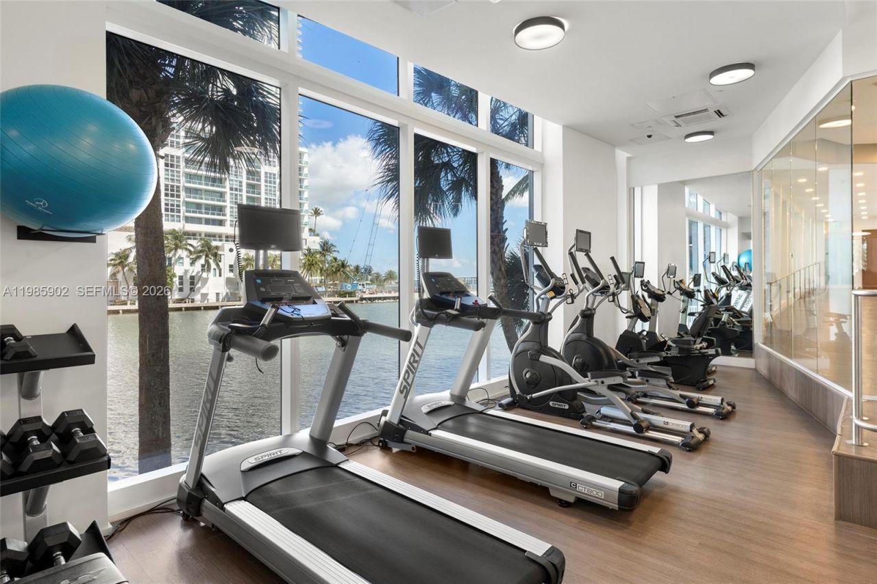 601 NE 27, Unit TH104, Miami, FL 33137 Photo