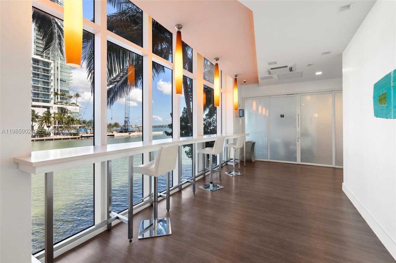 601 NE 27, Unit TH104, Miami, FL 33137 Photo