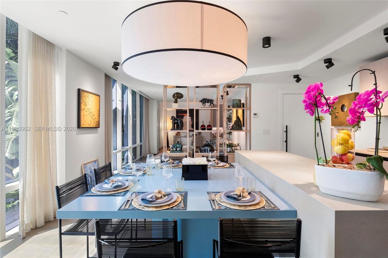 601 NE 27 , Unit TH104, Miami, FL 33137 Photo