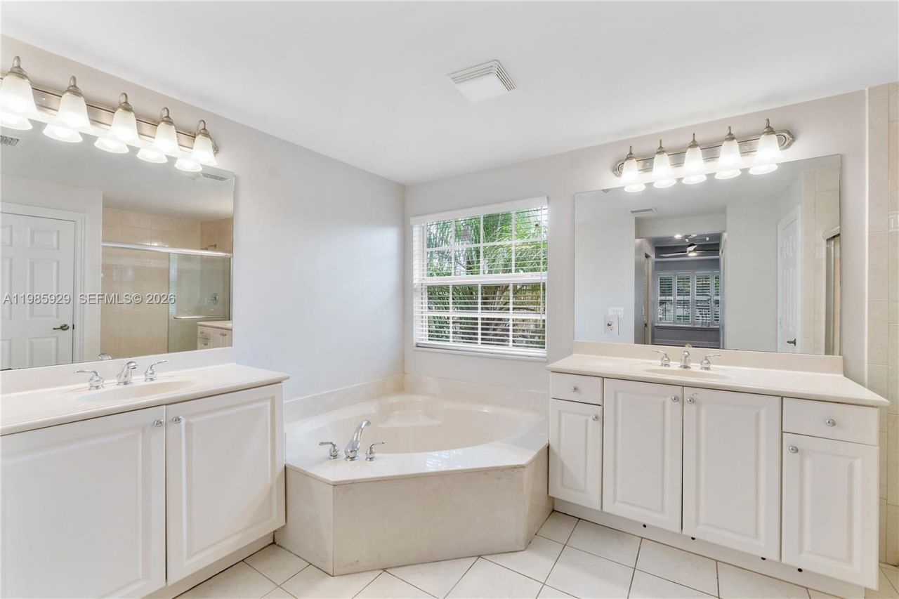 4588 SW 183rd Ave, Miramar, FL 33029 Photo