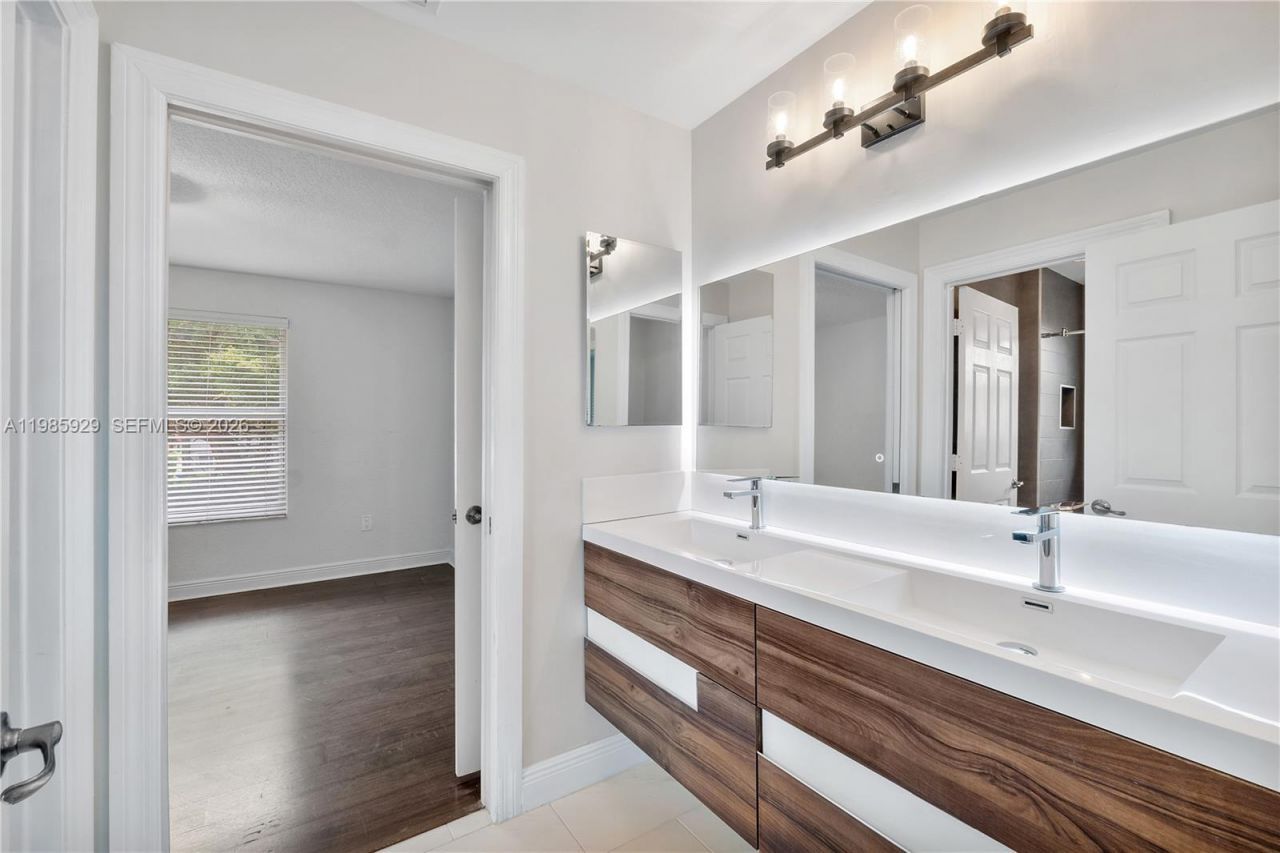 4588 SW 183rd Ave, Miramar, FL 33029 Photo