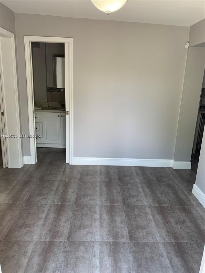 40 Olive Dr, Unit 1, Hialeah, FL 33010 Photo