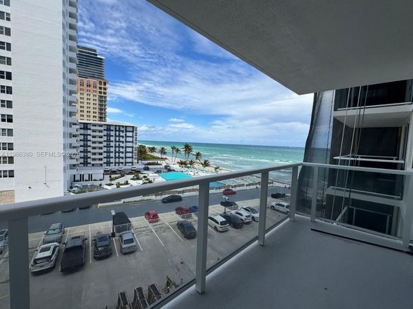 3180 S Ocean Dr, Unit 506, Hallandale Beach, FL 33009