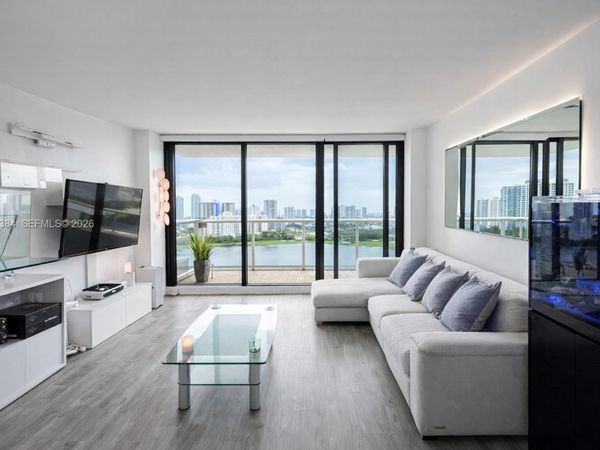 3675 N Country Club Dr, Unit 2305, Aventura, FL 33180