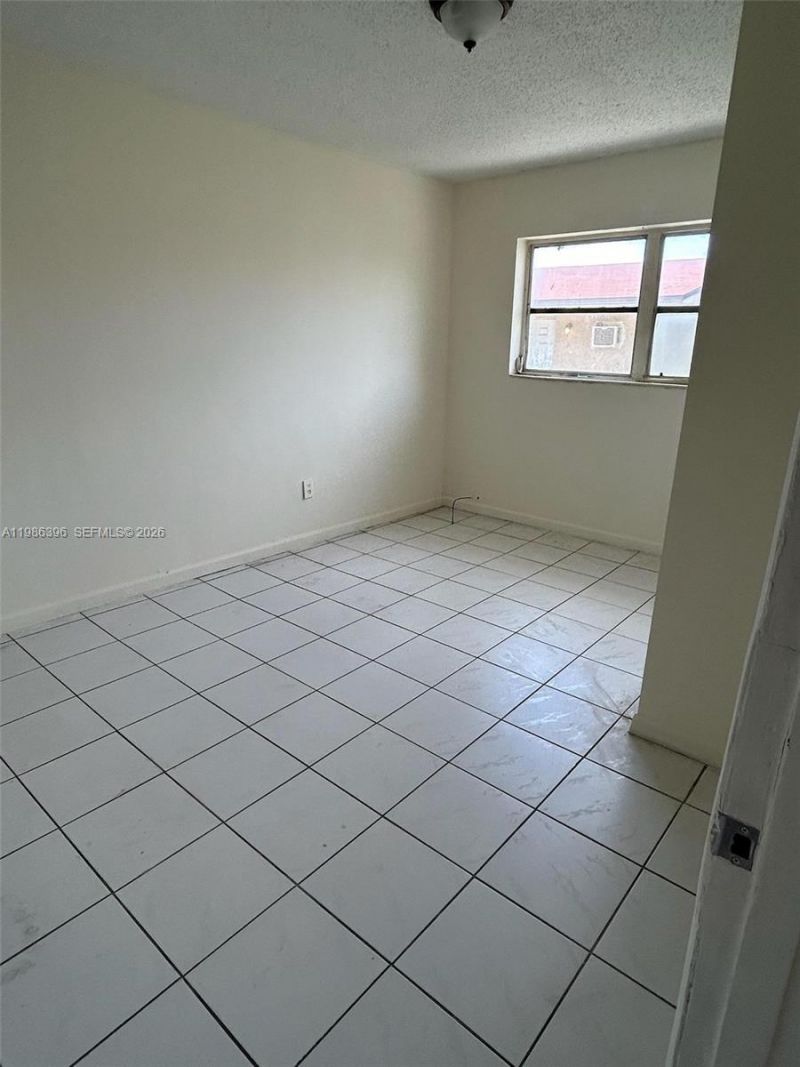 2651 NW 13th St, Unit 53, Miami, FL 33125 Photo
