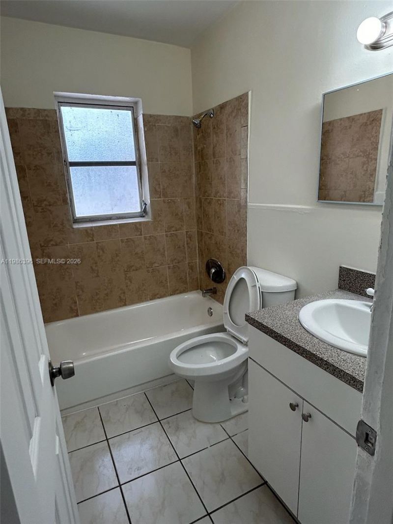 2651 NW 13th St, Unit 53, Miami, FL 33125 Photo