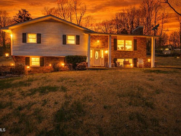 207 Herron Drive, Kingsport, TN 37663