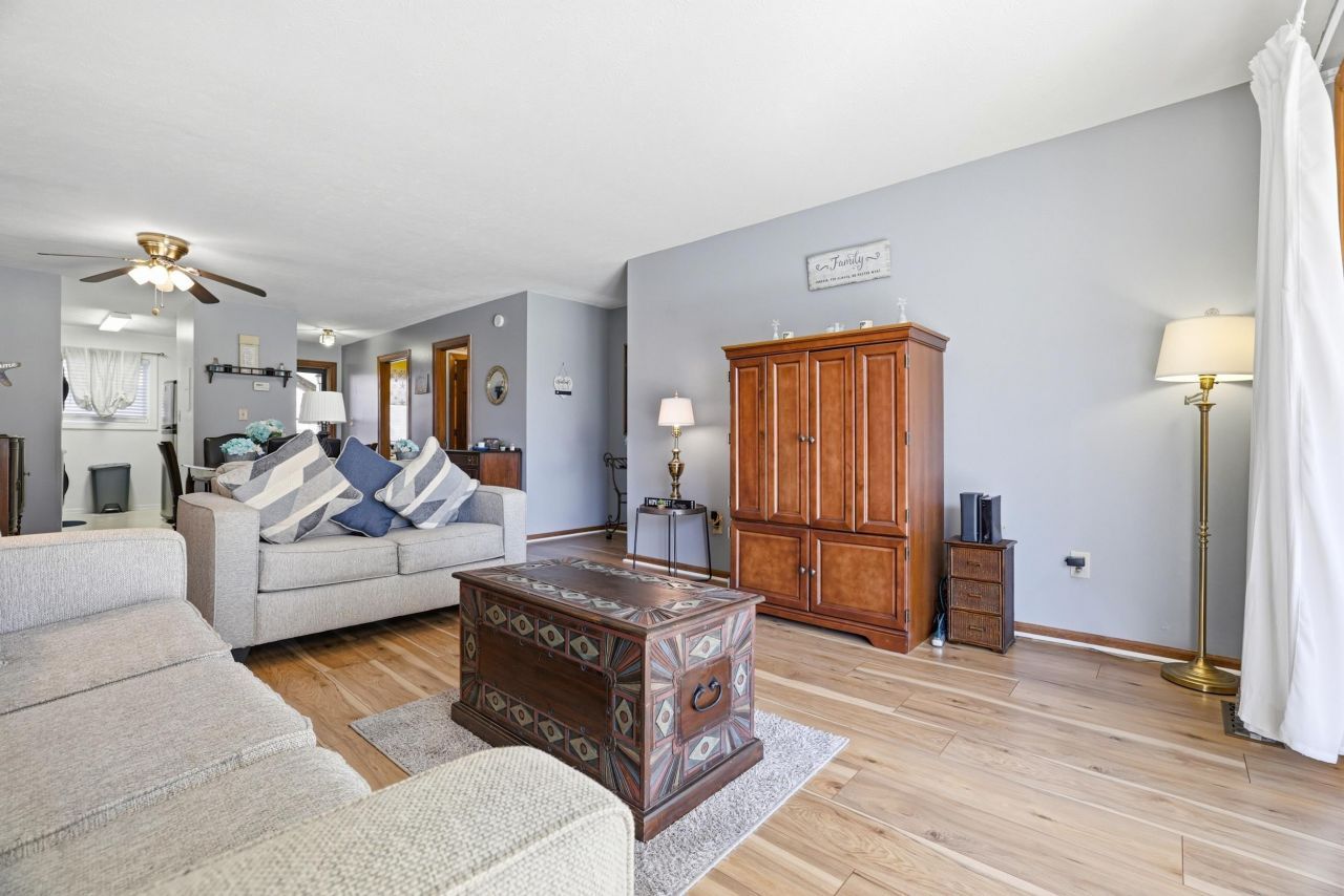 3015 Old Bryan Dr. Photo 11