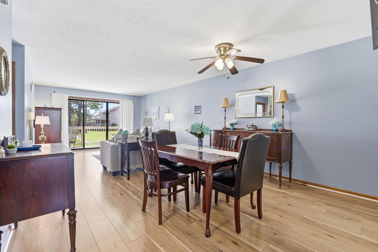 3015 Old Bryan Dr. Photo 4