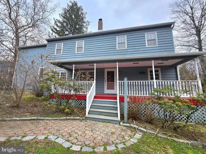 242 S Sugan Road, New Hope, PA 18938 Main Photo