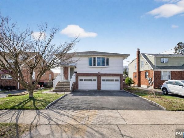 1-20 Kenneth Avenue, FAIRLAWN, NJ 07410