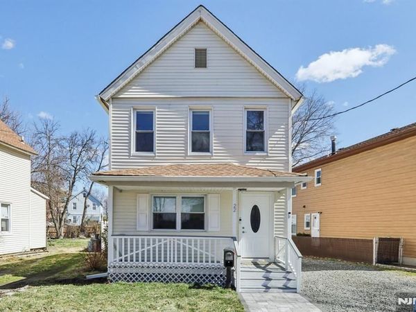 22 Treptow Street, LITTLE FERRY, NJ 07643